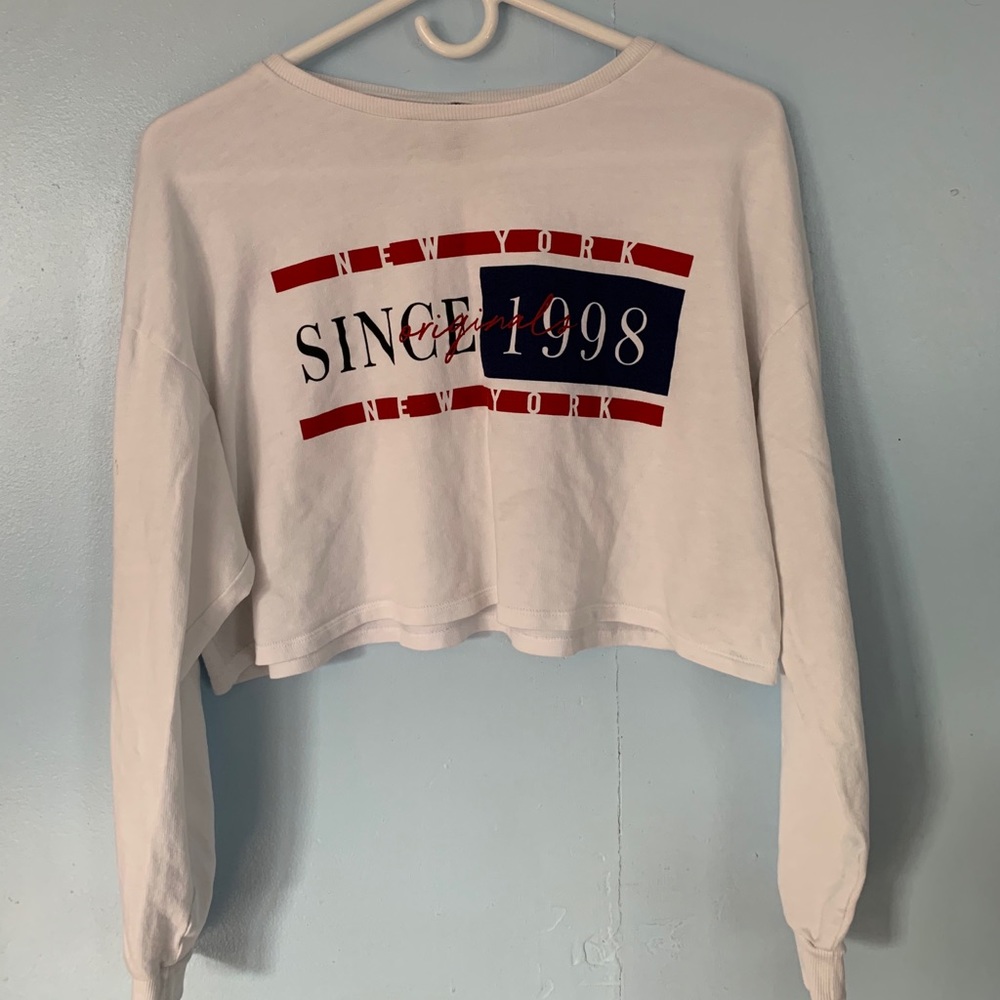 New York long sleeve crop top